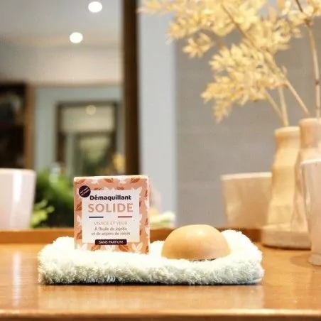 Tuhý odličovač make-upu BIO Lamazuna - 30 g