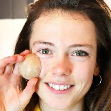 Tuhý odličovač make-upu BIO Lamazuna - 30 g