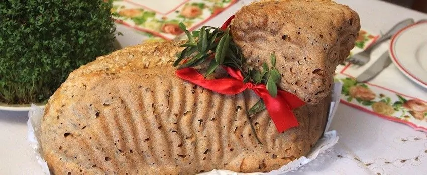 Velikonoční banánový beránek Velikonoční banánový beránek